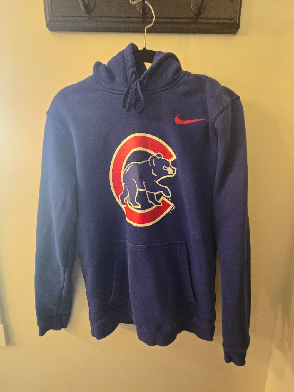 Nike Chicago Cubs Hoodie - Like New - "Walking Bear" Logo Pullover - Medium